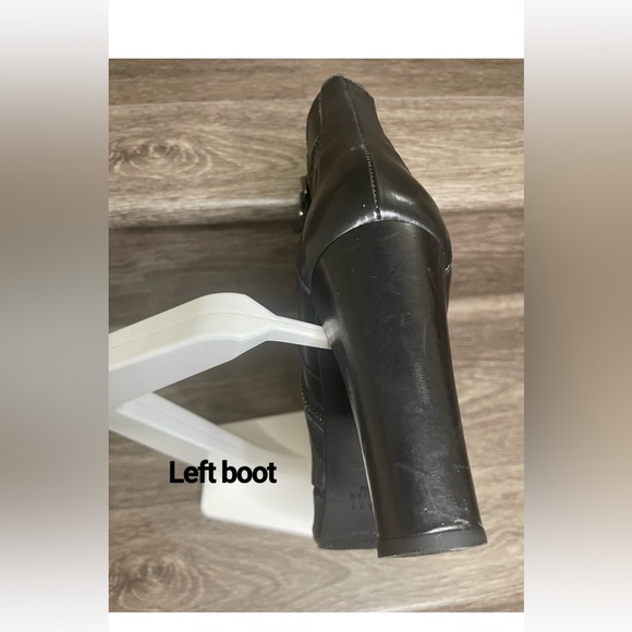 Stuart Weitzman Boots *Flaws - Picture 15 of 16